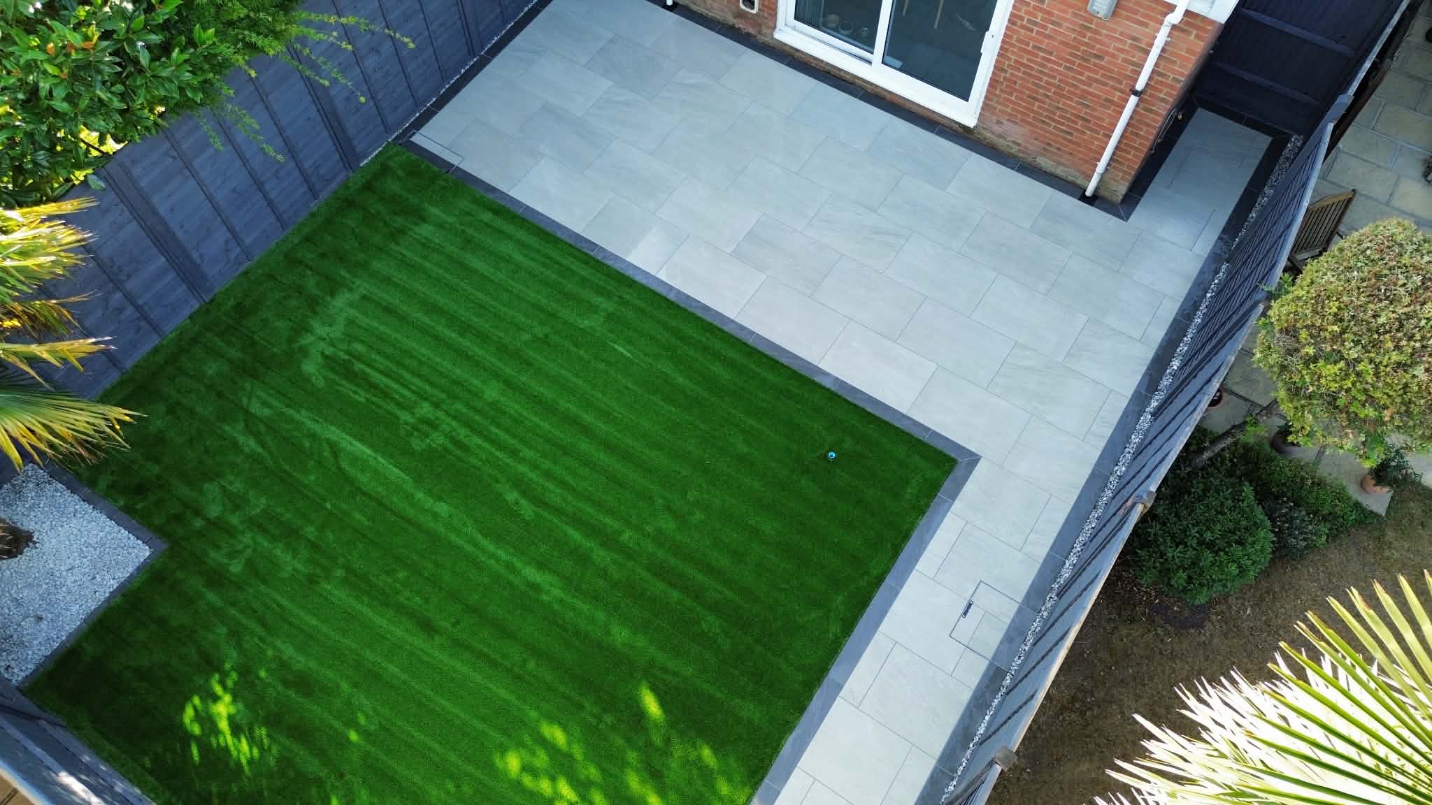 Light porcelain patio and lawn